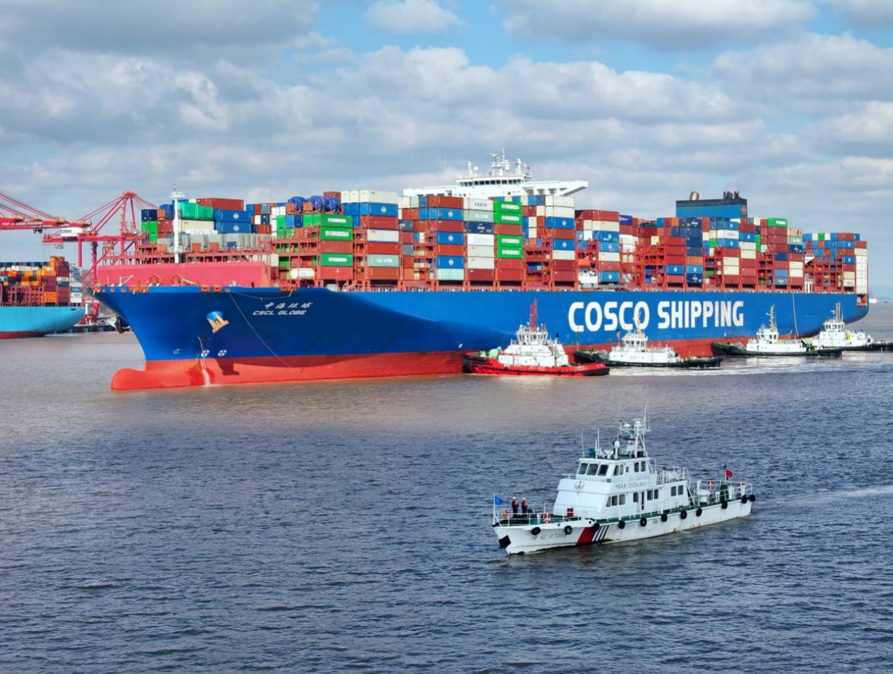 全國首創(chuàng)！寧波舟山港“雙通道”時代正式開啟，超大型船舶通行能力預(yù)計提升50%