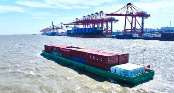 新能源船舶引領(lǐng)內(nèi)河航運(yùn)