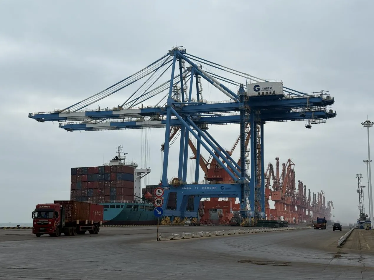 北部灣港前三季度集裝箱吞吐量穩(wěn)健增長，打造高效益物流新通道