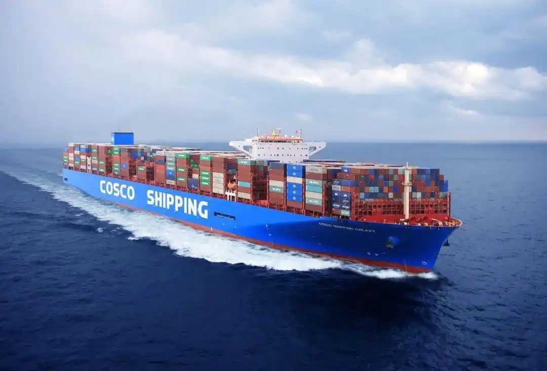 筑牢國(guó)內(nèi)大循環(huán)的海上動(dòng)脈：中遠(yuǎn)?？爻掷m(xù)夯實(shí)內(nèi)貿(mào)集裝箱海運(yùn)實(shí)力
